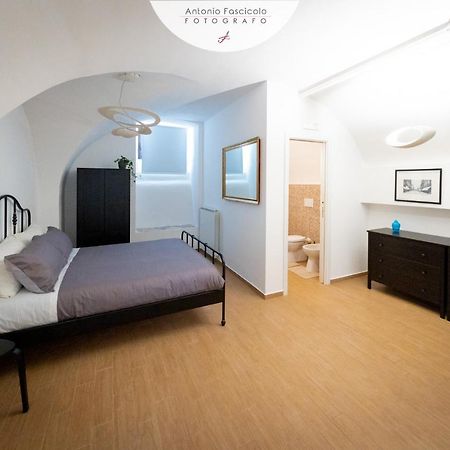 Antica Dimora Lombardi 2 Apartment Бари Екстериор снимка
