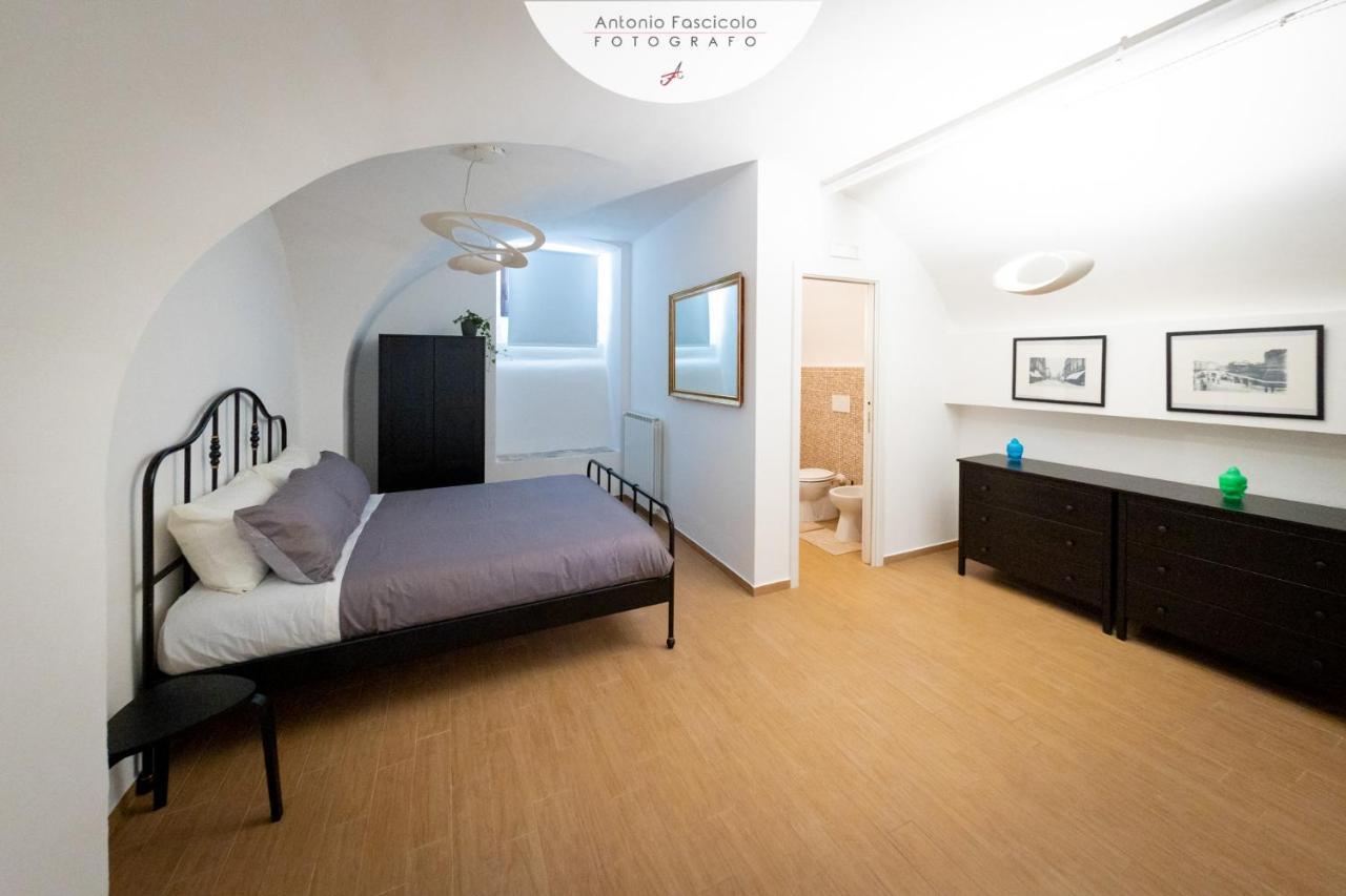 Antica Dimora Lombardi 2 Apartment Бари Екстериор снимка