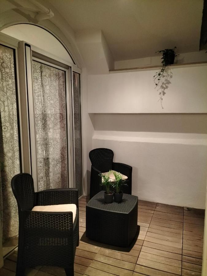 Antica Dimora Lombardi 2 Apartment Бари Екстериор снимка